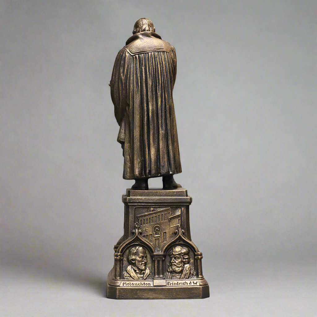 Martin Luther Statue (tall ornate base)