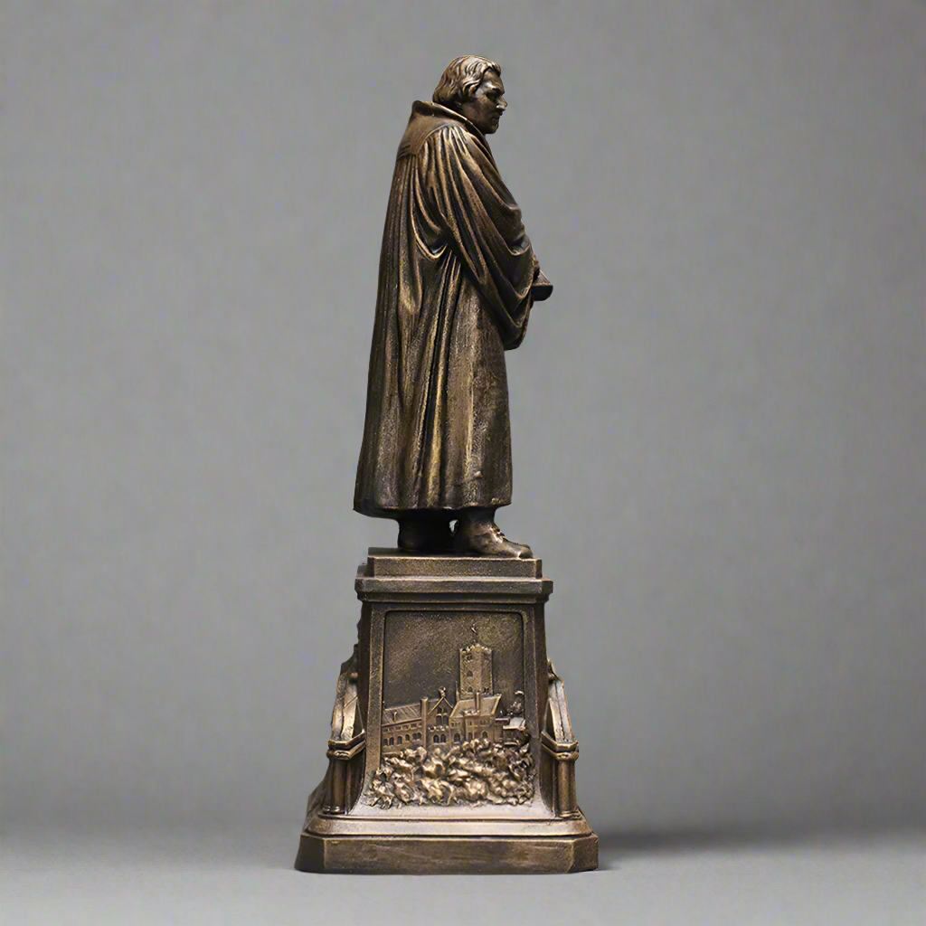 Martin Luther Statue (tall ornate base)