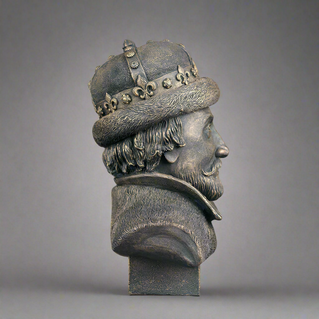 King James - Sculpture