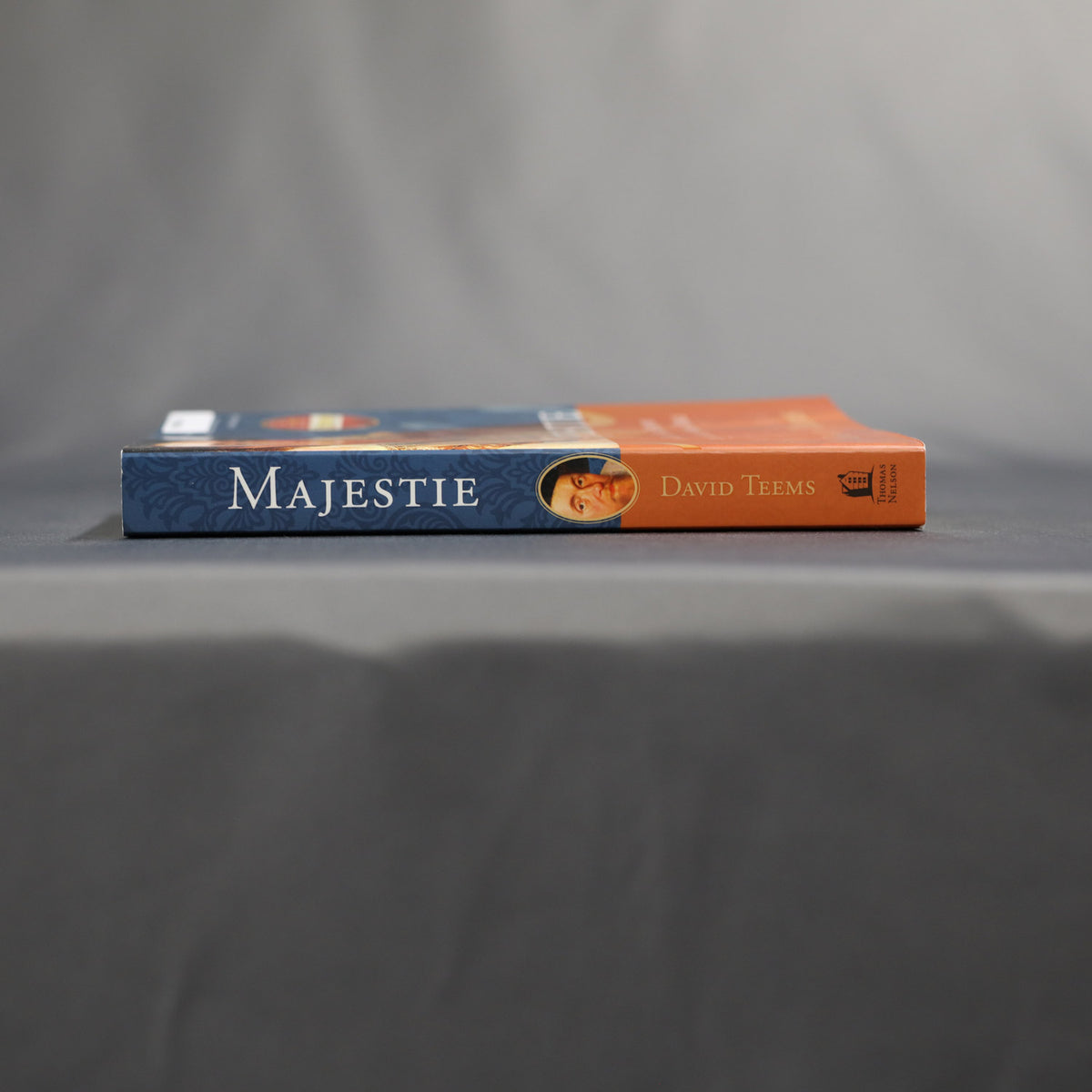 Majestie - The King Behind the King James Bible (Teems)