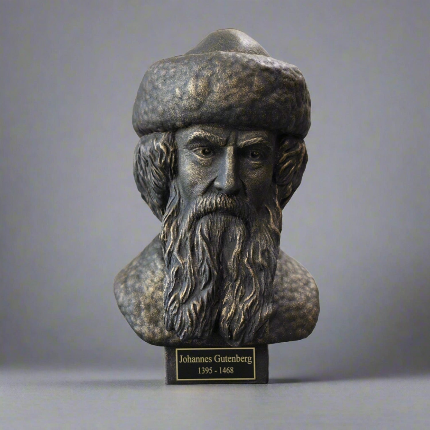 Johannes Gutenberg - Sculpture