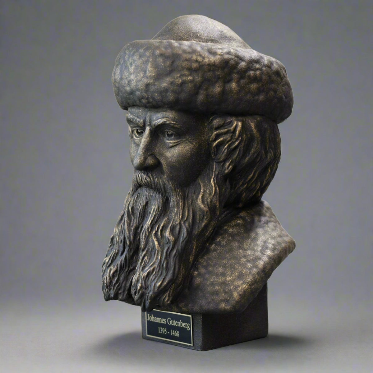 Johannes Gutenberg - Sculpture