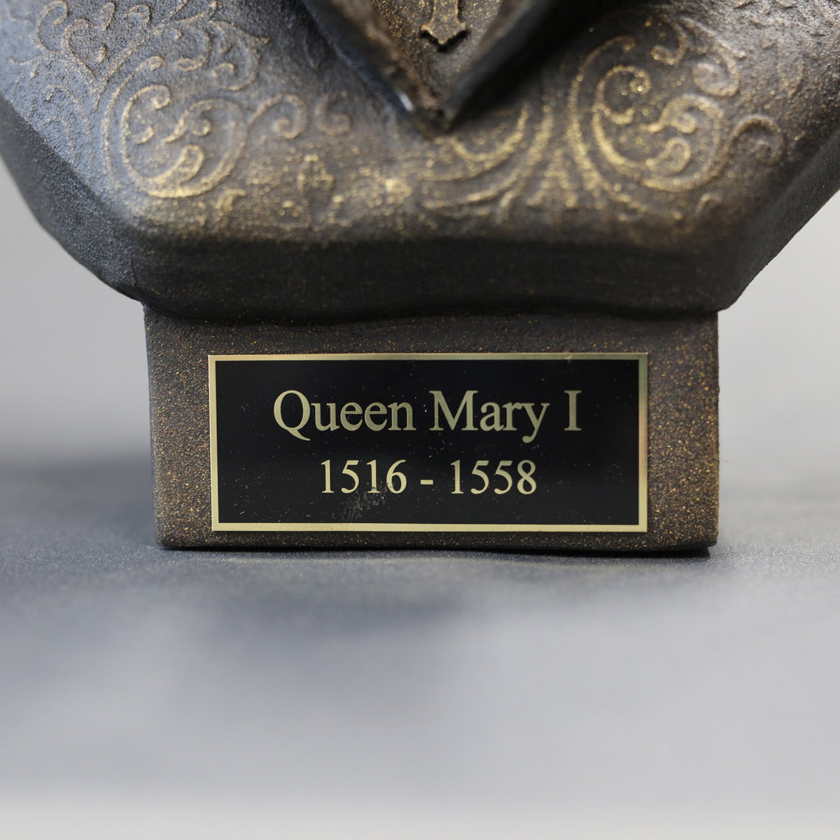 Queen Mary I - Sculpture