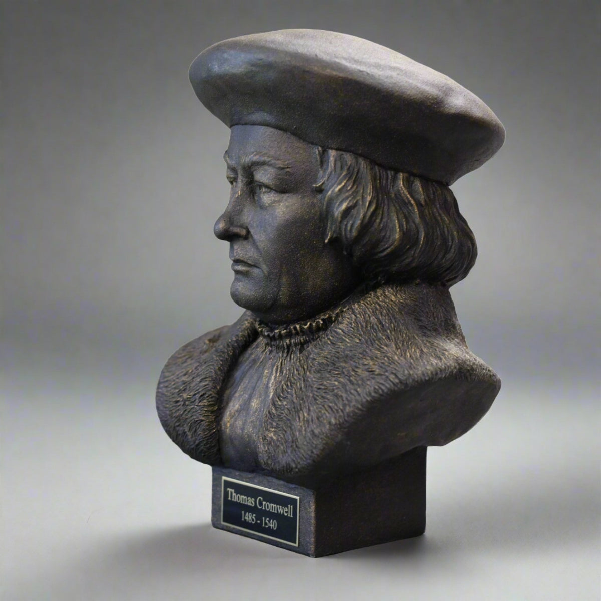 Thomas Cromwell - Sculpture