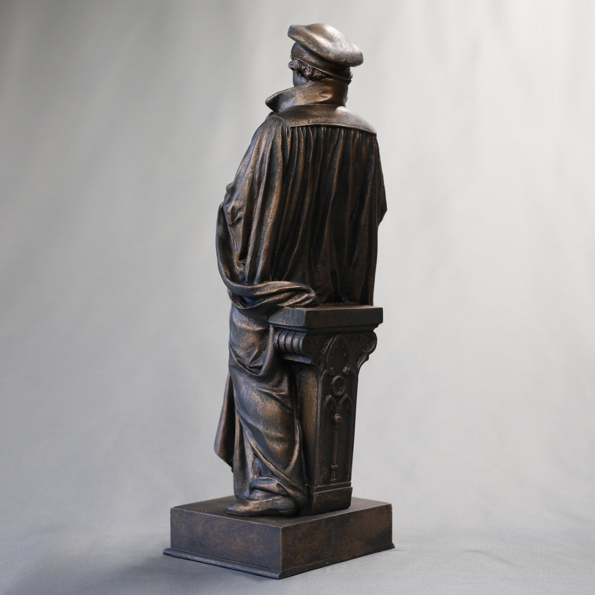 Martin Luther Statue (short base)