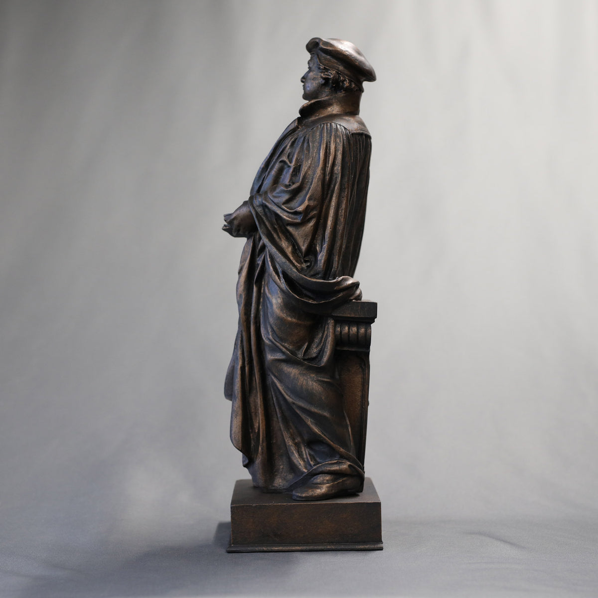 Martin Luther Statue (short base)