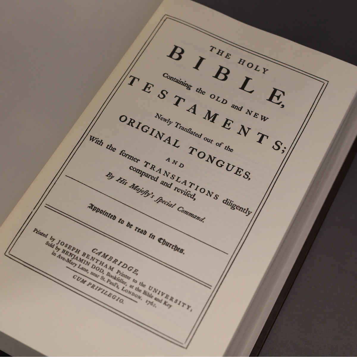 King James Bible - 1762 Parris Facsimile Elmo Brown Leather